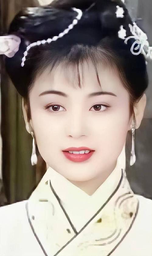 17间房主播跳舞 致命微笑
